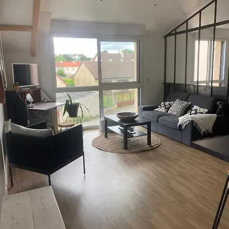 Loft Avec Terrasse Pour 4 Pers A 3km Du Circuit Avec Garage Au Calme