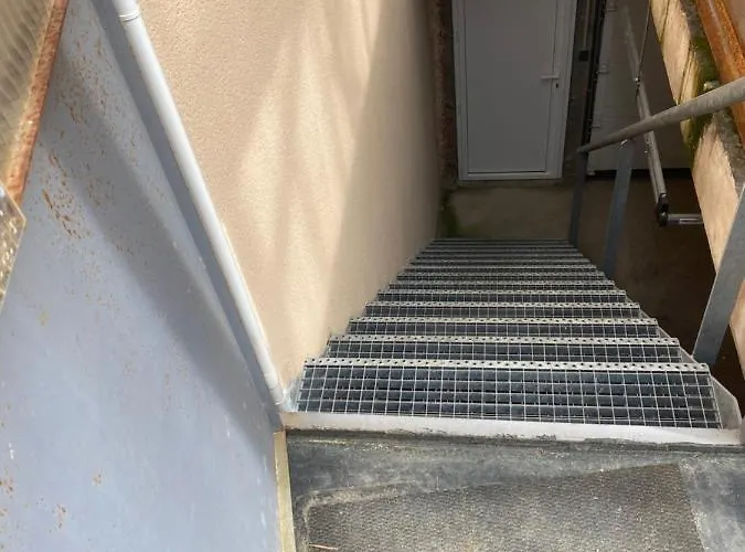 Loft Avec Terrasse Pour 4 Pers A 3km Du Circuit Avec Garage Au Calme * Le Mans