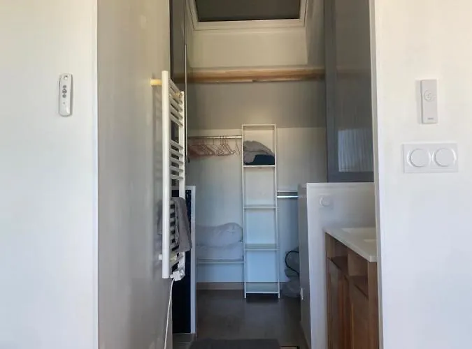 Loft Avec Terrasse Pour 4 Pers A 3km Du Circuit Avec Garage Au Calme Le Mans